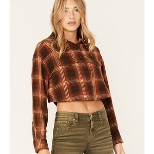 CLEO + WOLF plaid print cropped button up shirt